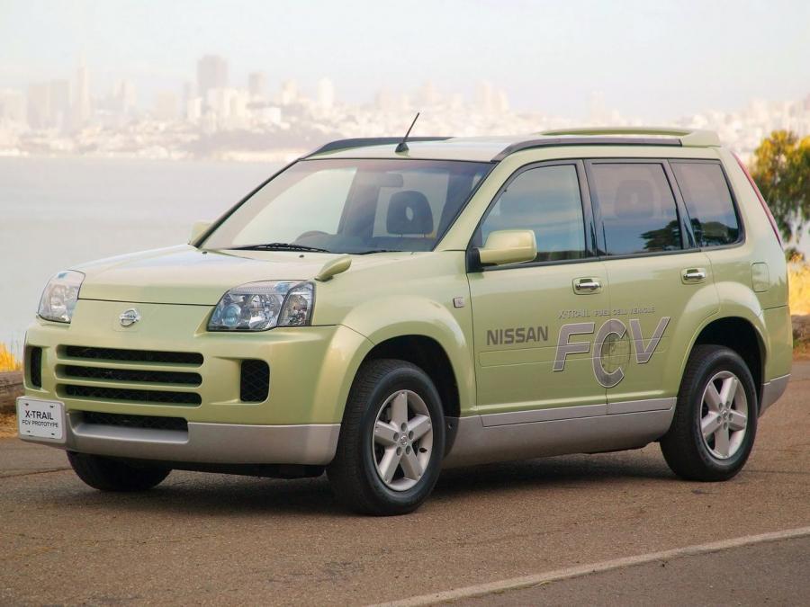  Nissan X-Trail FCV 2002 года  (фото 5 из 25)